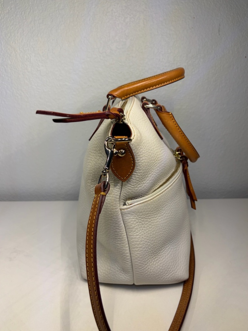 Dooney & Bourke White and Tan Leather Satchel Shoulder/ CrossBody - Picture 6 of 14